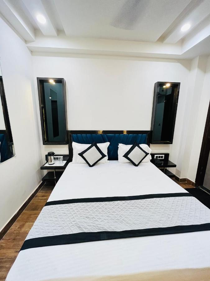 Hotel Red Stone Inn - Near New Delhi Railway Station - Paharganj Kültér fotó
